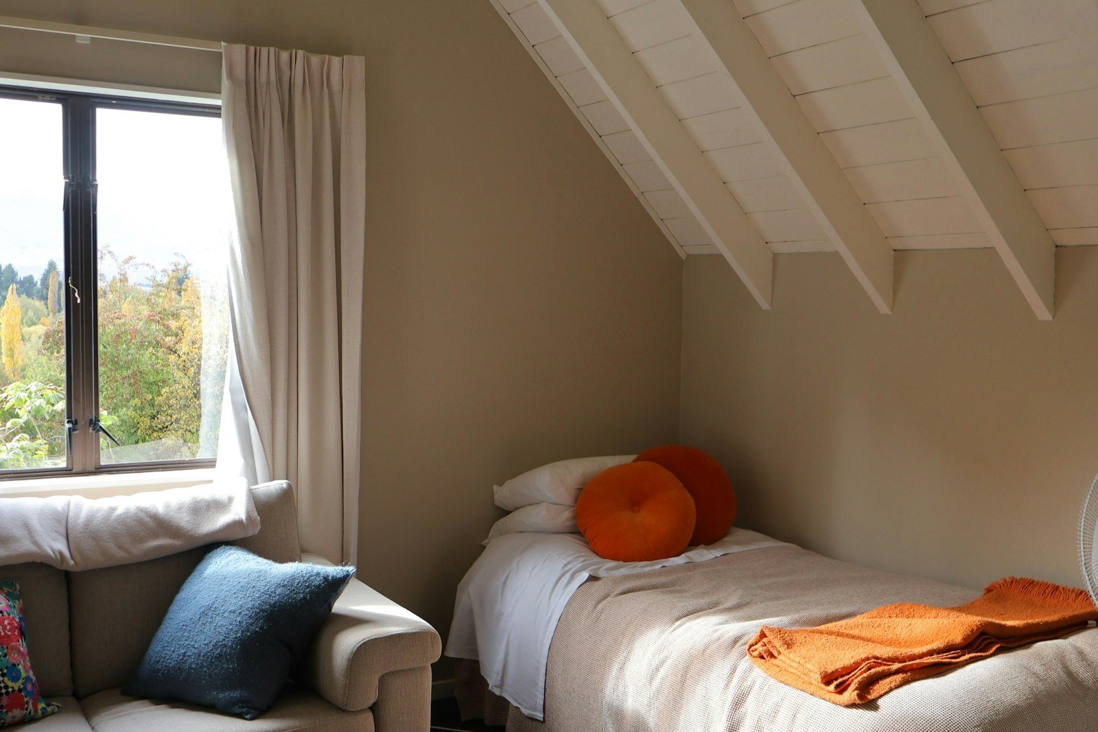 Guest bedroom ready for Thanksgiving visitors
