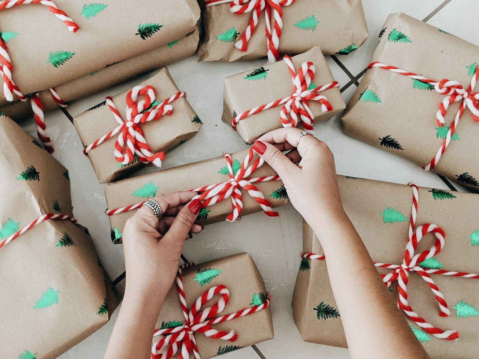Gift wrapping station on rolling cart